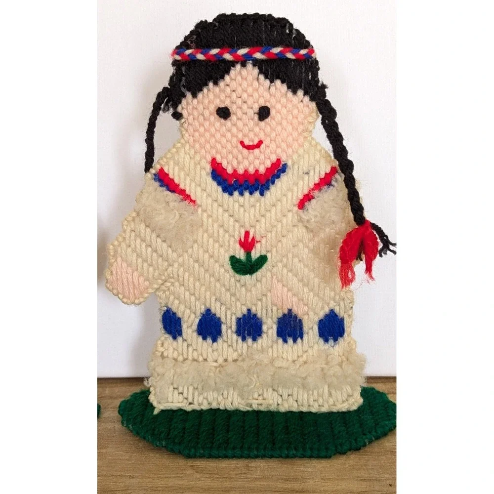 VTG Plastic Canvas Needlepoint Indian Native American Canoe Thanksgiving Decor